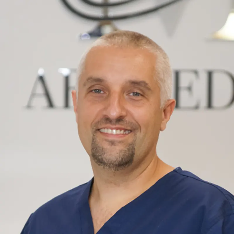 dr n. med. Damian Dudek